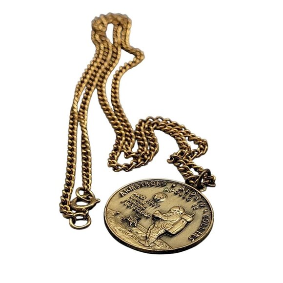 Rare Moonlanding Apollo 11 Commemorative One Small Step Pendant Necklace 22" - Picture 5 of 12